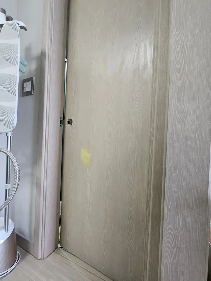 삼송 신원마을 문틀시트지 교체 기존 시트지 교체 전 문틀